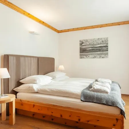 赛瓦斯精品酒店