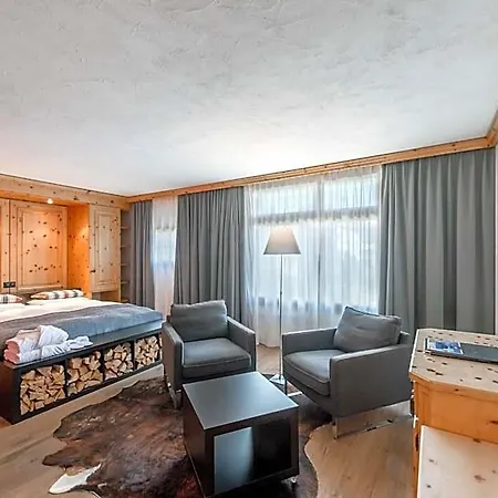 Boutique Cervus 3* St. Moritz