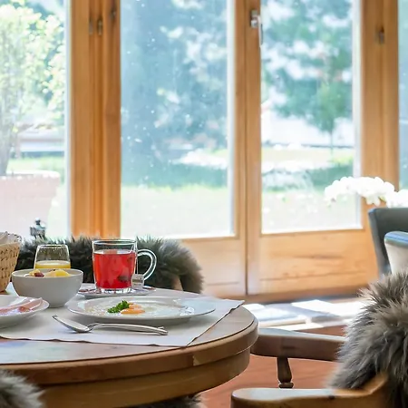 赛瓦斯精品酒店 3*