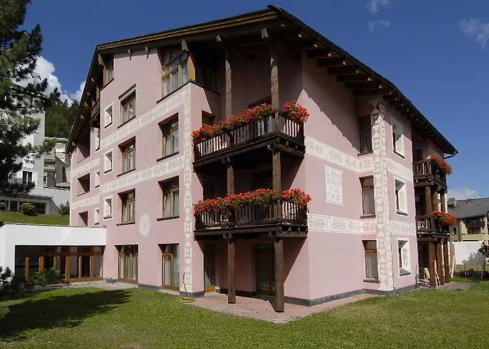 Boutique Cervus Szálloda St. Moritz