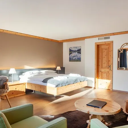 Отель Boutique Cervus Санкт-Мориц