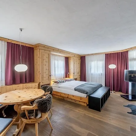 Отель Boutique Cervus