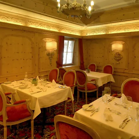 Отель Boutique Cervus 3*