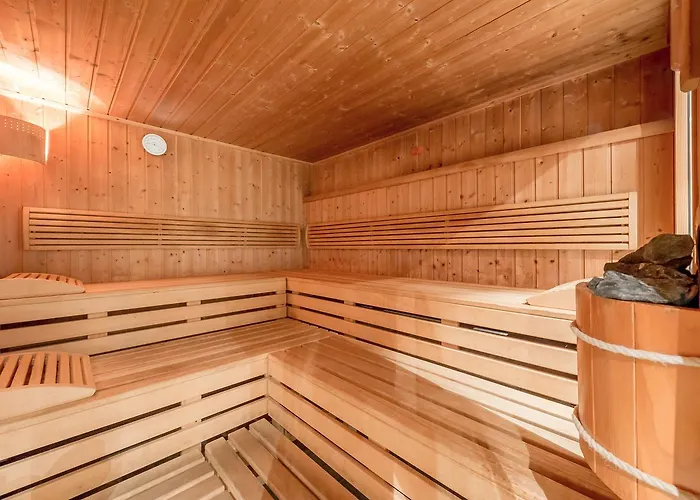 מלון Boutique Cervus 3*